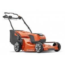 Аккумуляторная газонокосилка Husqvarna LC 353ivX